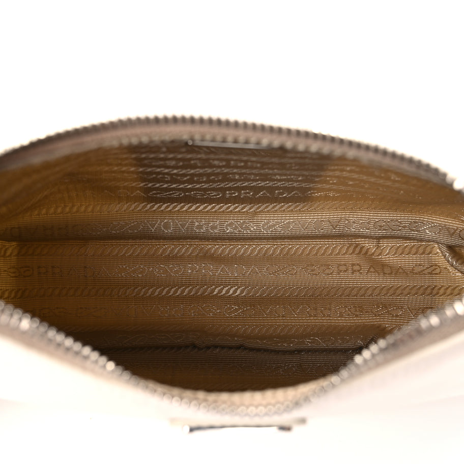 Prada Nylon Re-Edition 2005 Shoulder Bag White Image 4