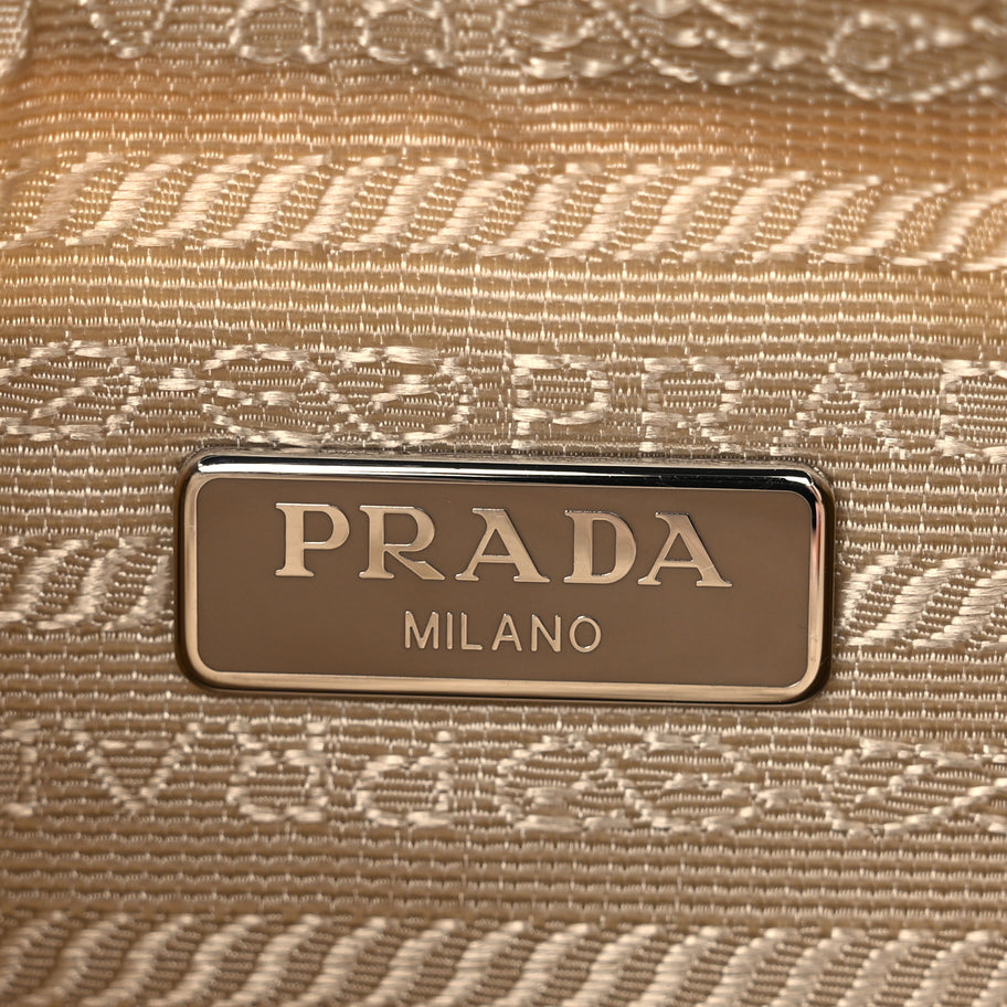 Prada Nylon Re-Edition 2005 Shoulder Bag White Image 5