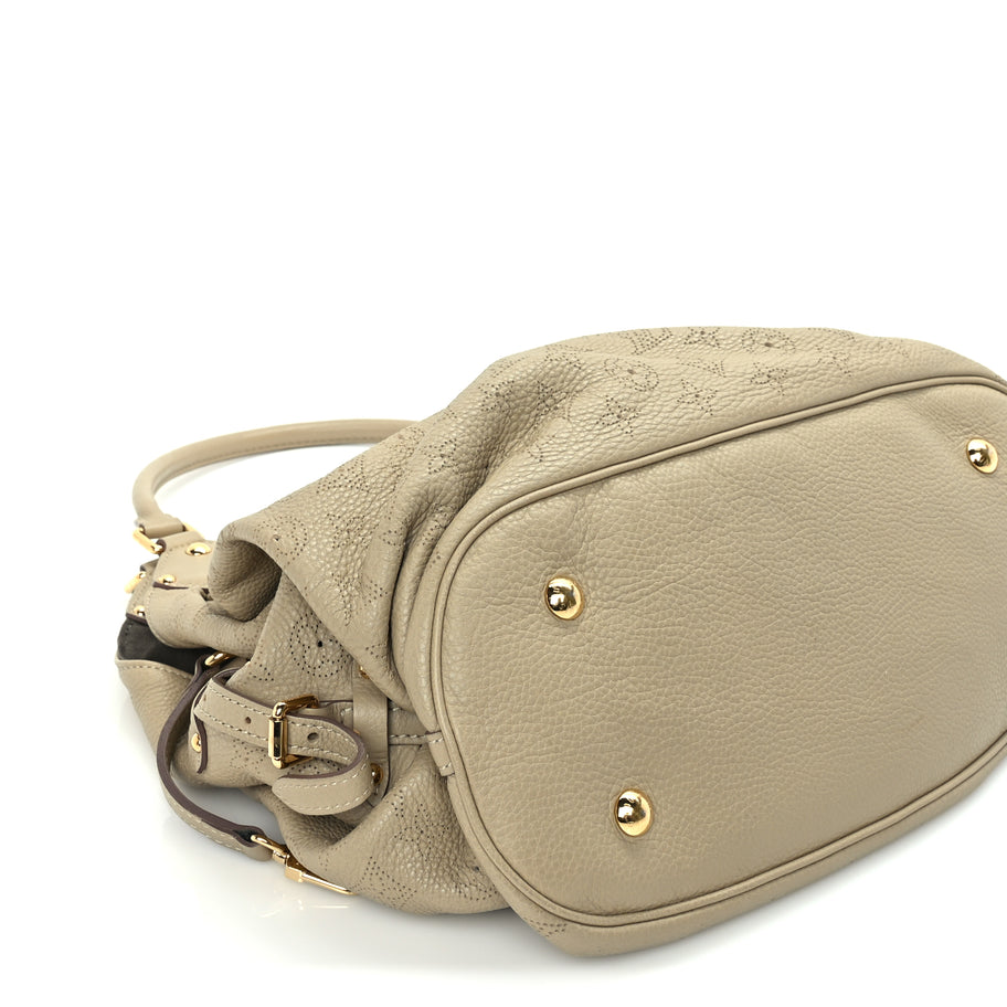 Louis Vuitton Mahina L Taupe Image 7