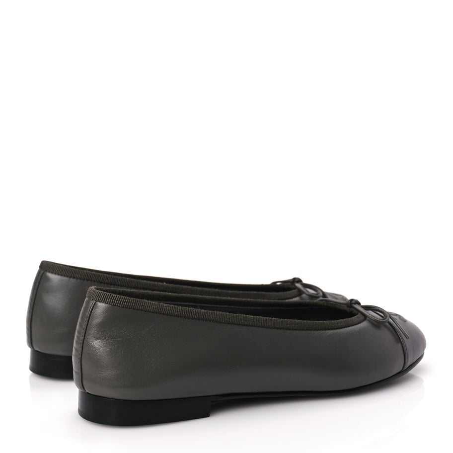 Chanel Lambskin Cap Toe CC Ballerina Flats 37 Dark Grey Image 4