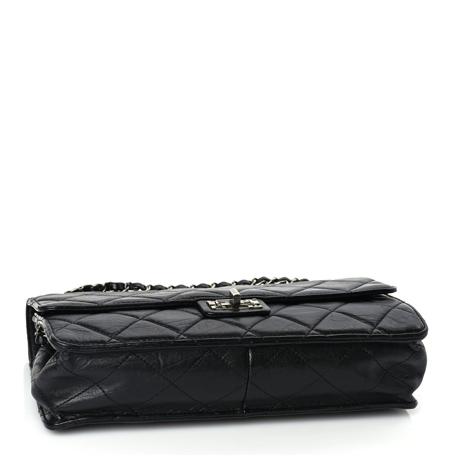Chanel Washed Lambskin Jumbo Take Away Flap Black Image 3