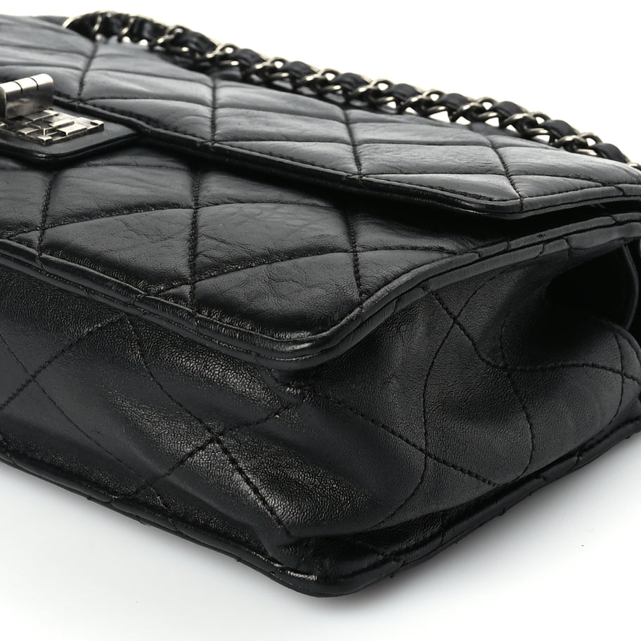 Chanel Washed Lambskin Jumbo Take Away Flap Black Image 9