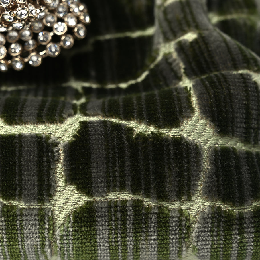 Gucci Velvet Crocodile Mother of Pearl Jacquard Crystal Bow Clutch Green Image 7