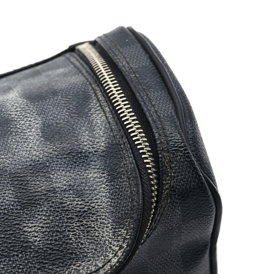 Louis Vuitton Damier Graphite Toiletry Pouch Image 7