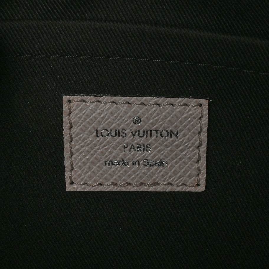 Louis Vuitton Taiga Monogram Alpha Messenger Optic White Image 5