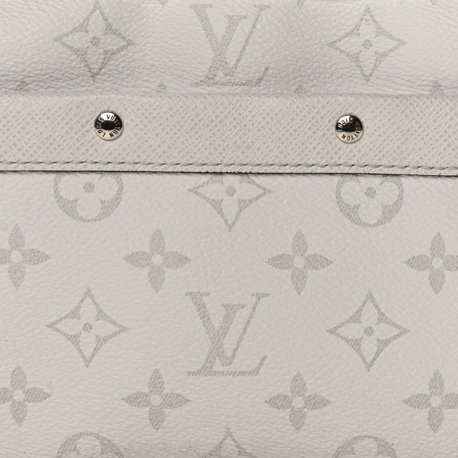 Louis Vuitton Taiga Monogram Alpha Messenger Optic White Image 6
