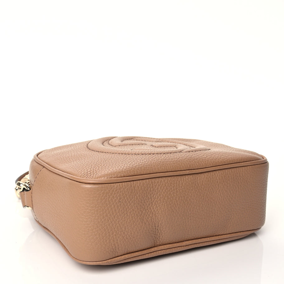 Gucci Pebbled Calfskin Small Soho Disco Bag Camelia Image 3