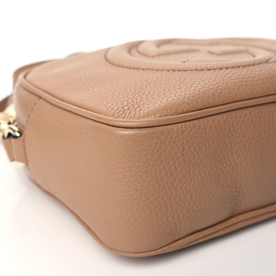 Gucci Pebbled Calfskin Small Soho Disco Bag Camelia Image 8