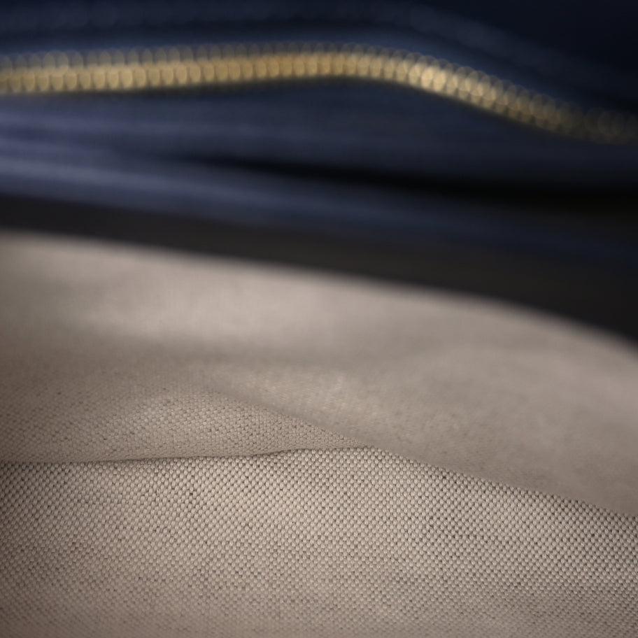 Gucci Wonka Grain Calfskin Bi-Color GG Debossed Small Top Handle  Dusty Azure Blue Image 4