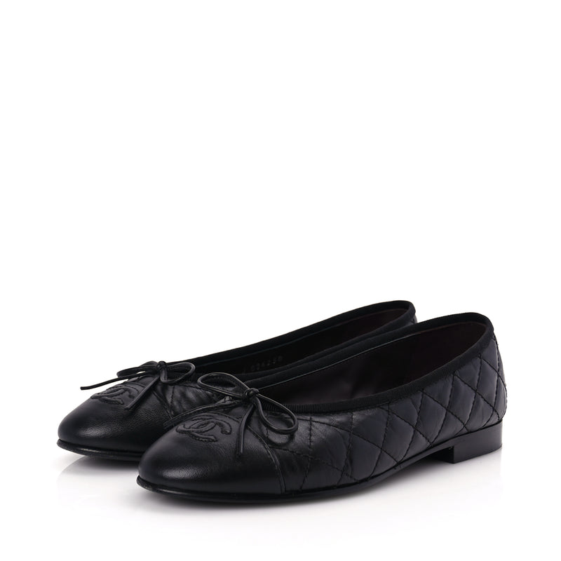  Chanel Aged Calfskin Quilted CC Cap Toe Ballerina Flats 36 Black