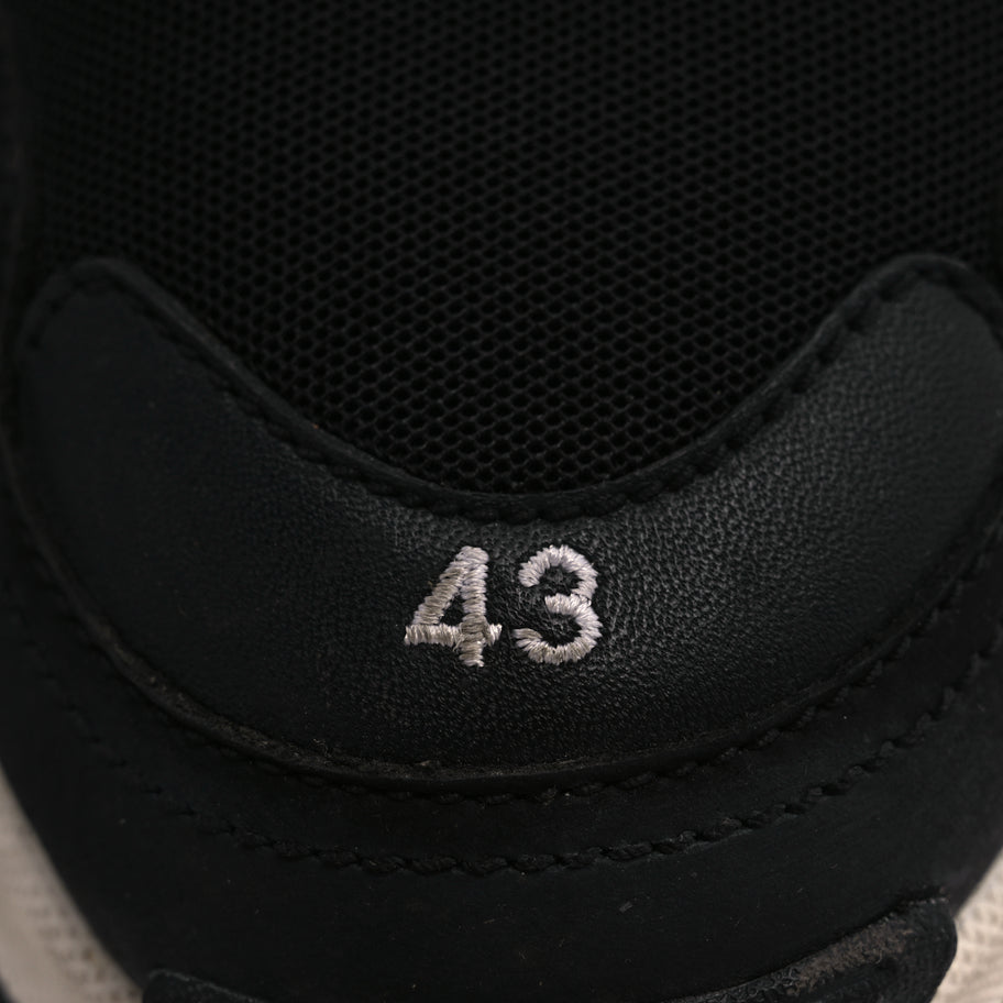 Balenciaga Fabric Mesh Washed Effect Mens Triple S Sneakers 43 Black Red Image 6