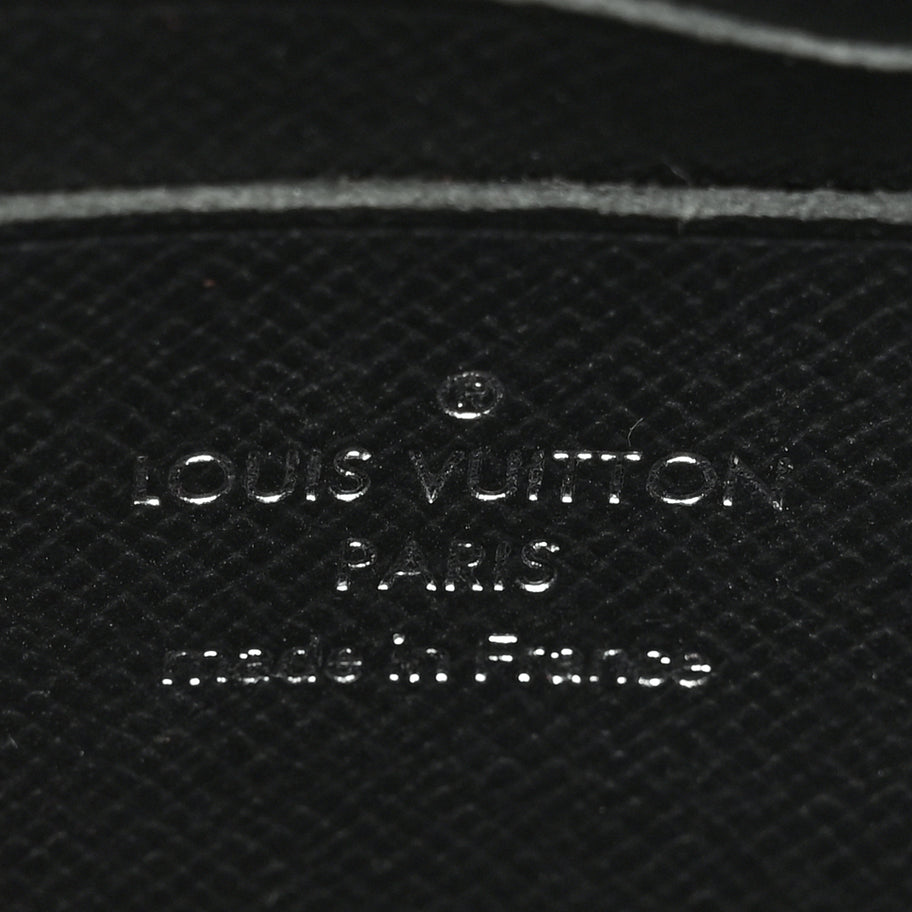 Louis Vuitton Monogram Macassar Christopher Wearable Wallet Image 5