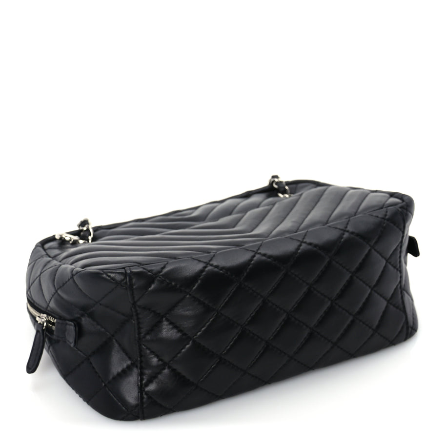 Chanel Lambskin Chevron Quilted Camera Case Black Image 3