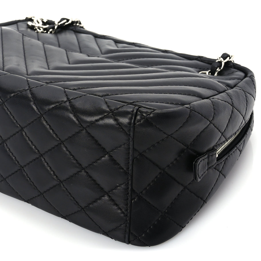 Chanel Lambskin Chevron Quilted Camera Case Black Image 9