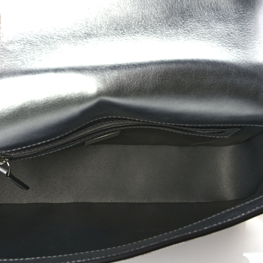 Fendi Crystal Vitello Laminato FF Medium Baguette Crystal Argento Image 4