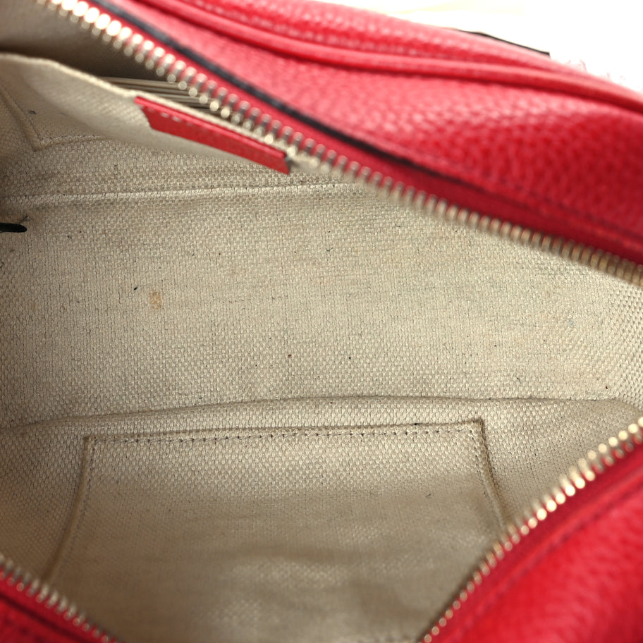 Gucci Pebbled Calfskin Small Soho Disco Bag  Vibrant Red Image 4