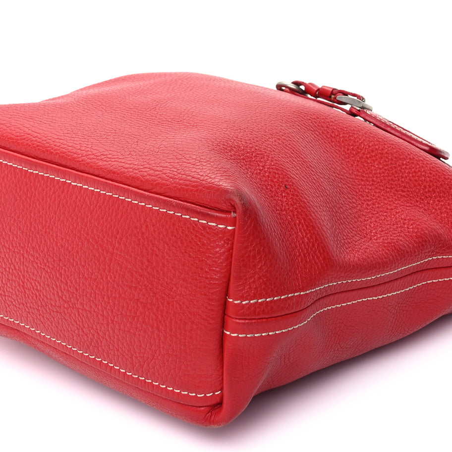 Prada Vitello Daino Shoulder Bag  Fuoco Image 8