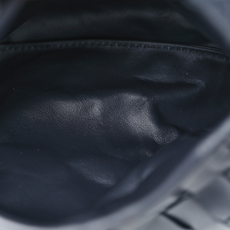 Bottega Veneta Calfskin Intrecciato Mini Hop Black Image 4