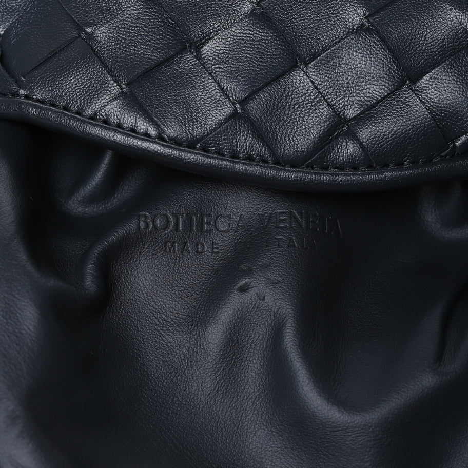 Bottega Veneta Calfskin Intrecciato Mini Hop Black Image 5