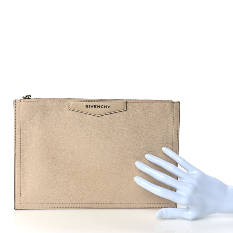  Givenchy Sugar Goatskin Medium Antigona Pouch  Nude