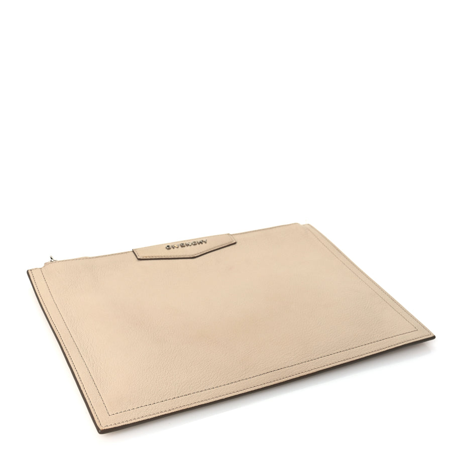 Givenchy Sugar Goatskin Medium Antigona Pouch  Nude Image 4