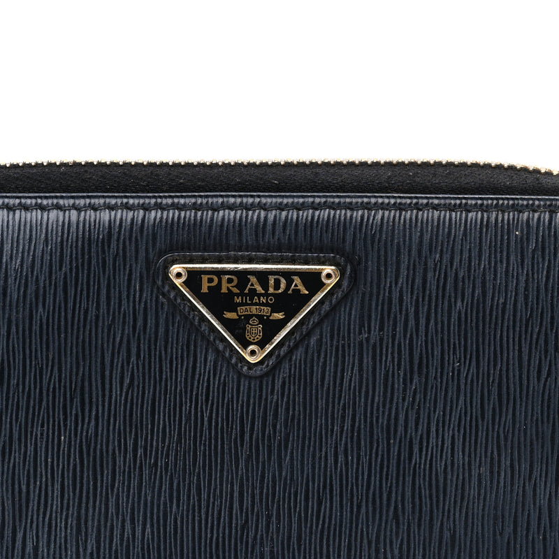  Prada Move Triangle Compact Zip Wallet Black