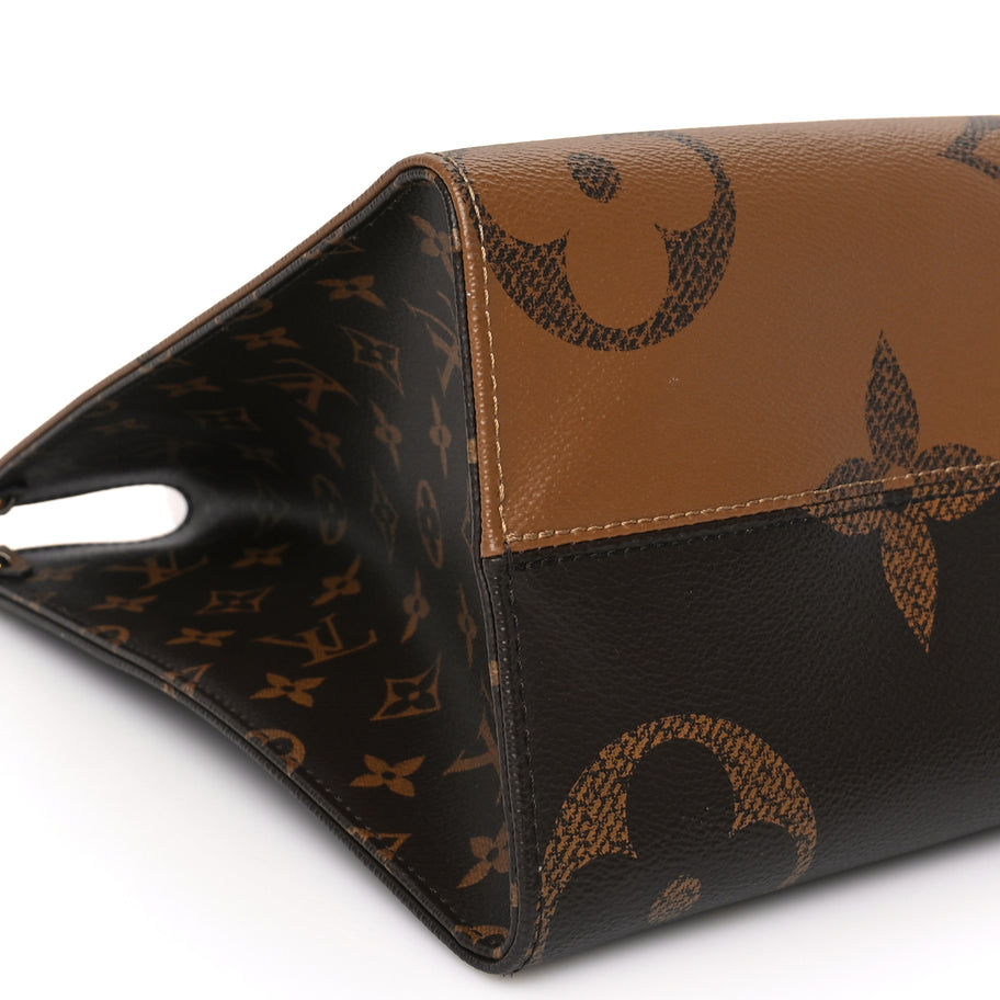 Louis Vuitton Reverse Monogram Giant Onthego MM Image 7