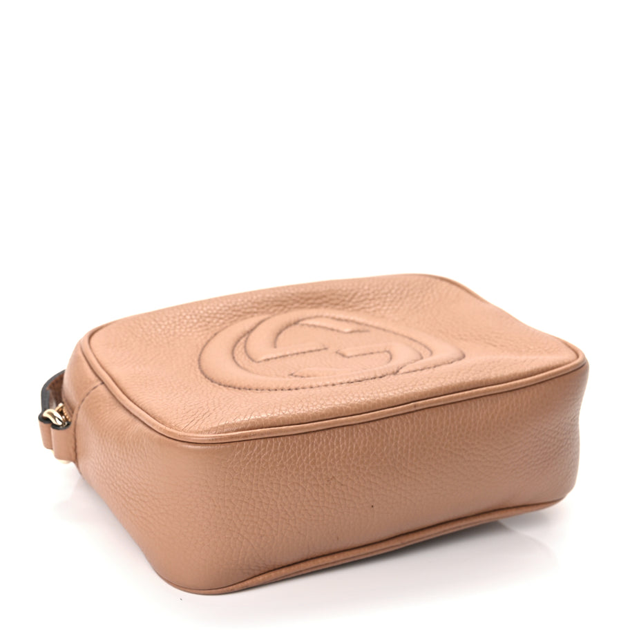 Gucci Pebbled Calfskin Small Soho Disco Bag Camelia Image 3