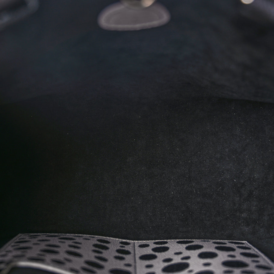 Louis Vuitton LV X YK Empreinte Monogram Giant Onthego MM Black Image 4