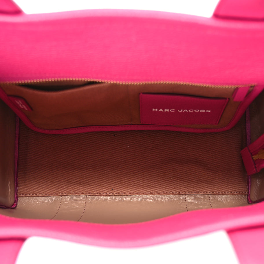 Marc Jacobs Grained Calfskin Medium The Tote Bag Lipstick Image 4