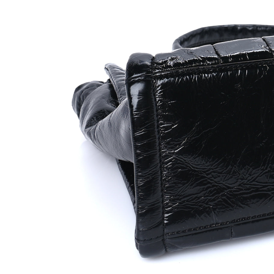 Marc Jacobs Shiny Crinkled Lambskin Medium The Tote Bag Black Image 7