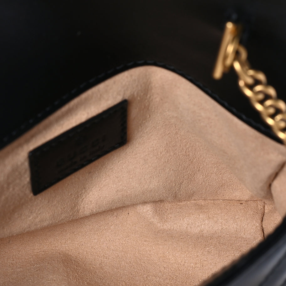 Gucci Calfskin Matelasse Super Mini GG Marmont Shoulder Bag  Black Image 4