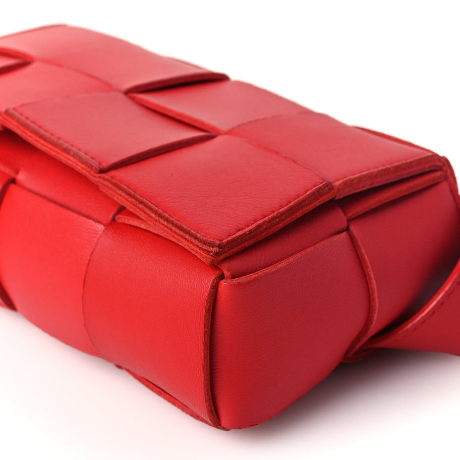 Bottega Veneta Nappa Maxi Intreccio The Belt Cassette Bag Chilli Image 7