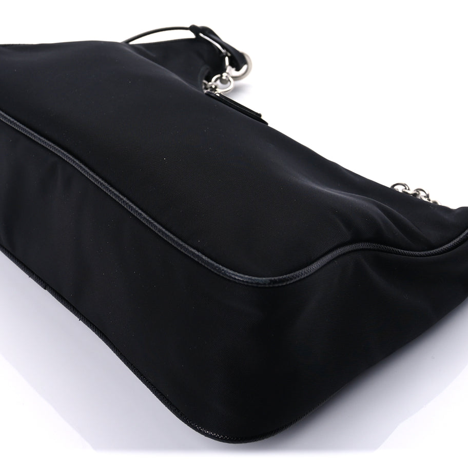 Prada Nylon Re-Edition 2005 Shoulder Bag Black Image 8