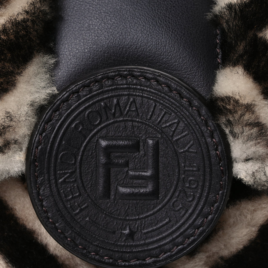 Fendi Shearling Vitello Dolce Macro FF 1974 Baguette  White Ice Tortora Image 5