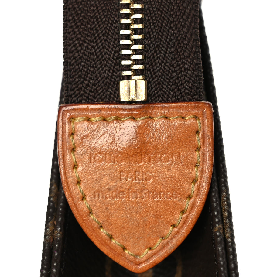 Louis Vuitton Monogram Toiletry Pouch 26 Image 5