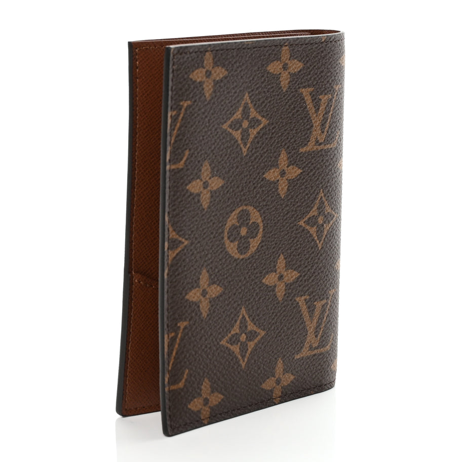 Louis Vuitton Monogram Passport Cover Monogram Image 3