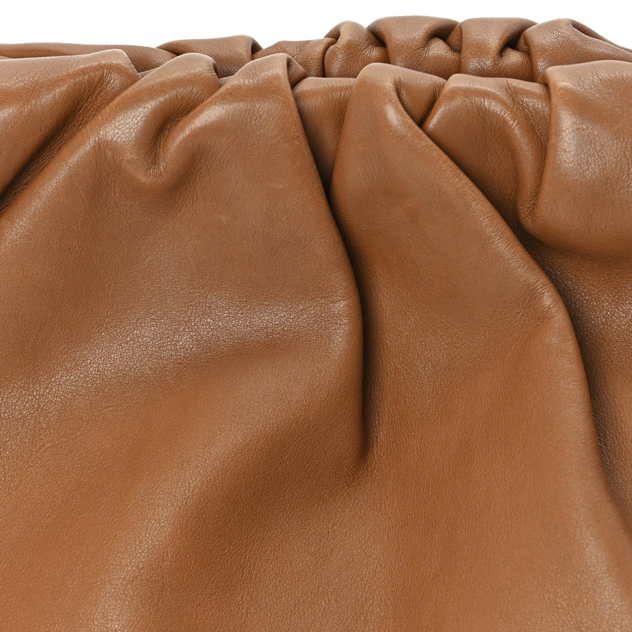 Bottega Veneta Smooth Butter Calf The Pouch Oversized Clutch Cammello Image 7