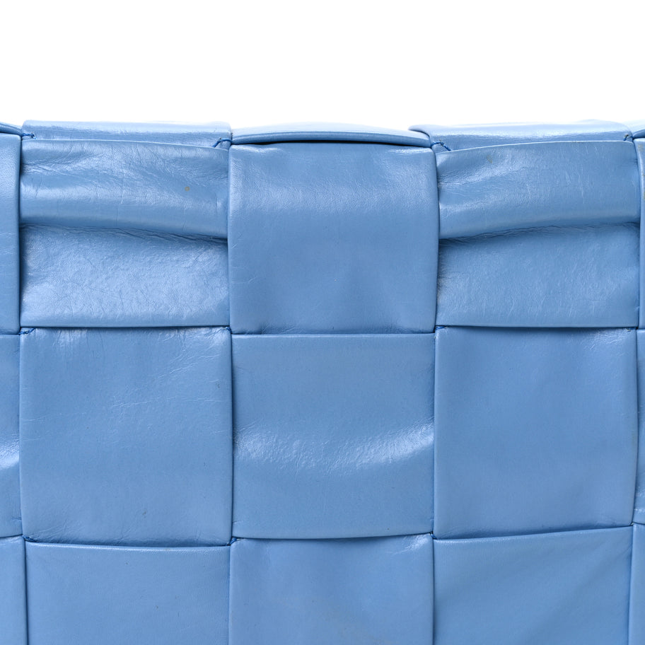 Bottega Veneta Paper Calfskin Maxi Intreccio Cassette Crossbody Bag  Pool Image 5