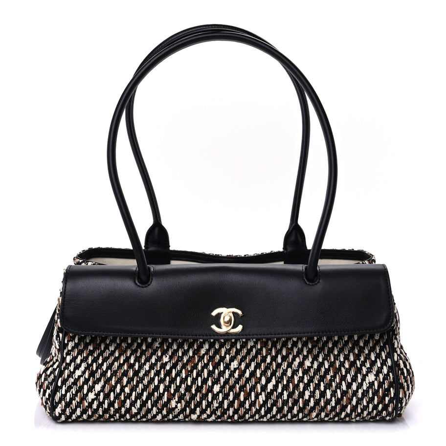 Chanel Calfskin Tweed Urban Essentials Small Shopping Bag Black Image 1