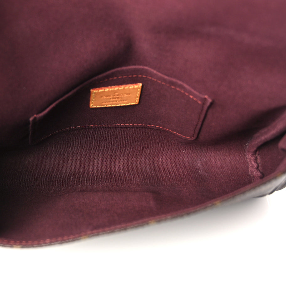 Louis Vuitton Monogram Favorite MM Image 4