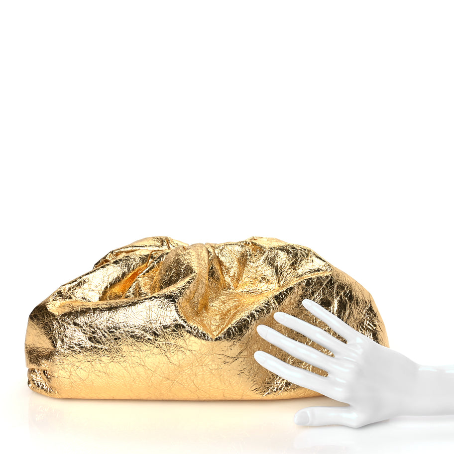 Bottega Veneta Metallic Crinkled Lambskin The Pouch Oversized Clutch Oro Image 2