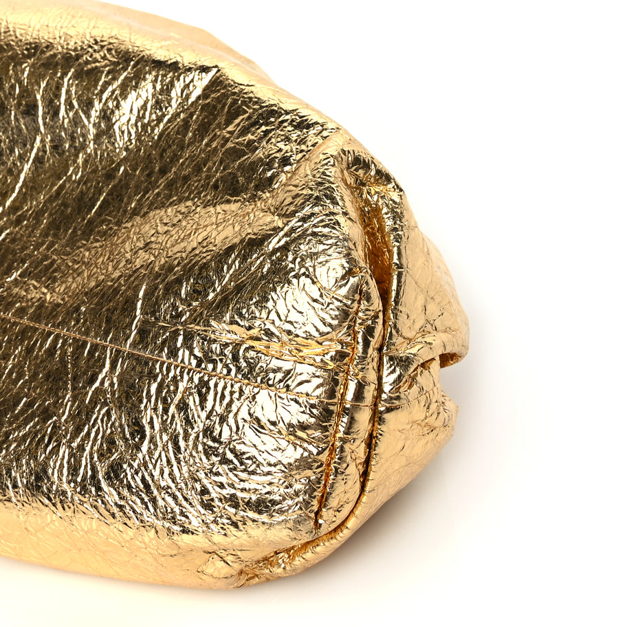 Bottega Veneta Metallic Crinkled Lambskin The Pouch Oversized Clutch Oro Image 9