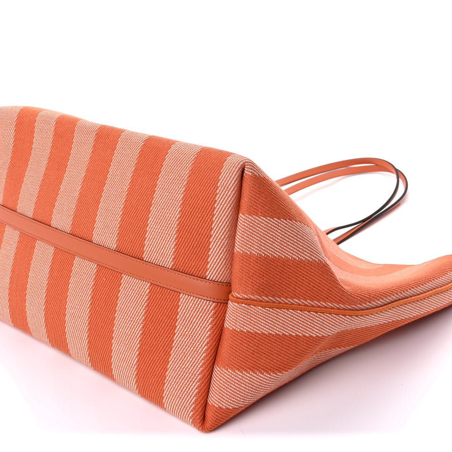 Fendi Pequin Vitello Effettto Denim Jacquard FF Reversible Large Shopping Tote  Orange Image 8