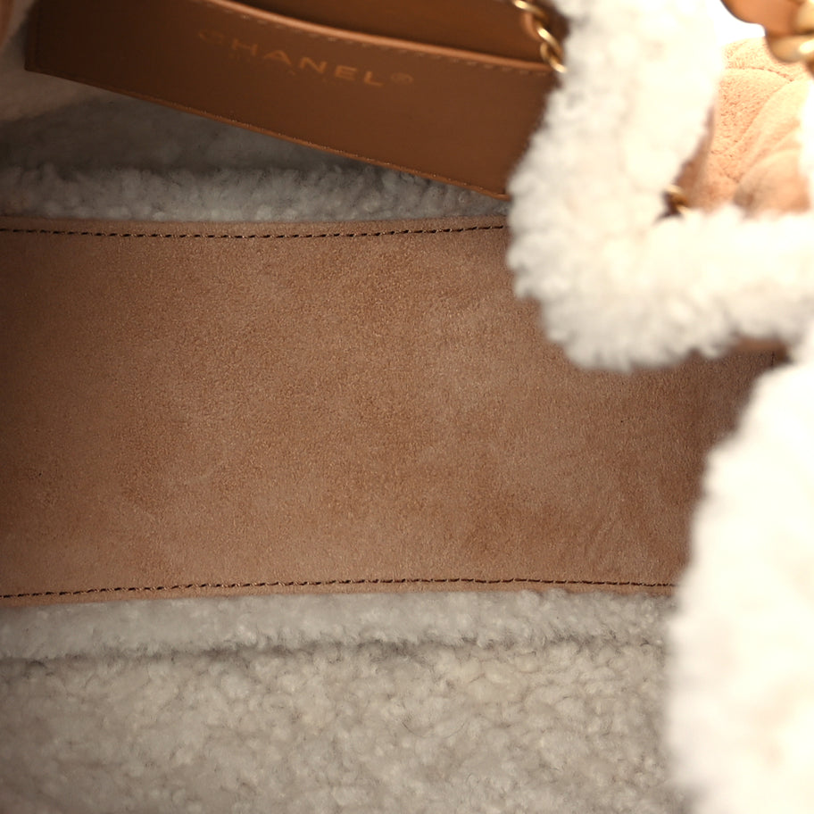 Chanel Suede Shearling Quilted Small Chanel 25 Handbag Beige White Image 4