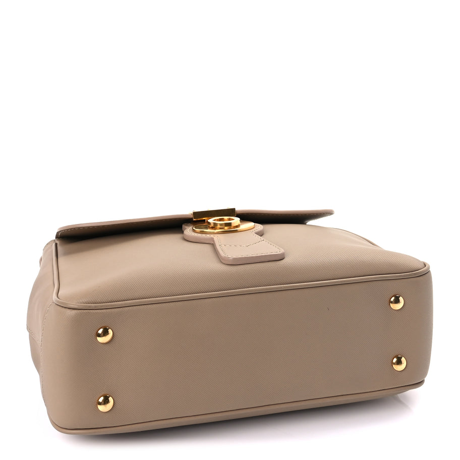 Burberry Trench Calfskin Medium DK88 Top Handle Bag Honey Image 3