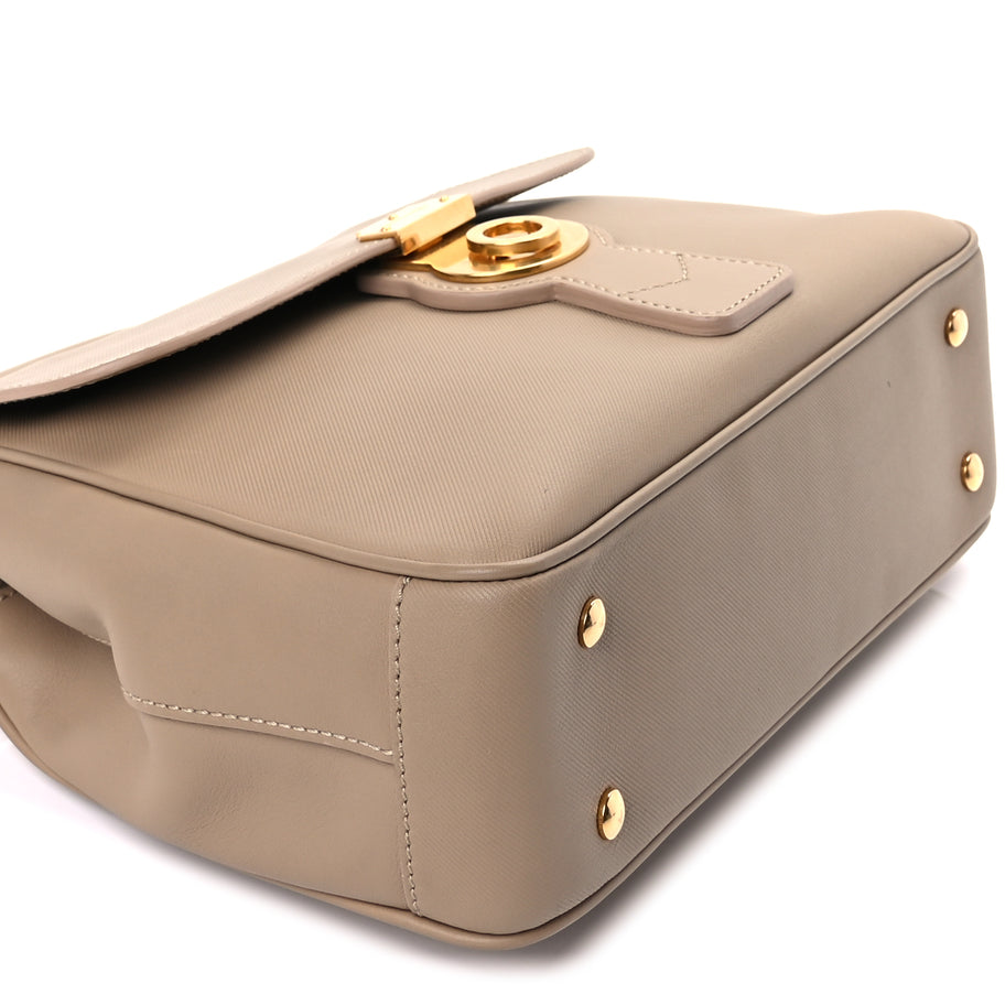 Burberry Trench Calfskin Medium DK88 Top Handle Bag Honey Image 7