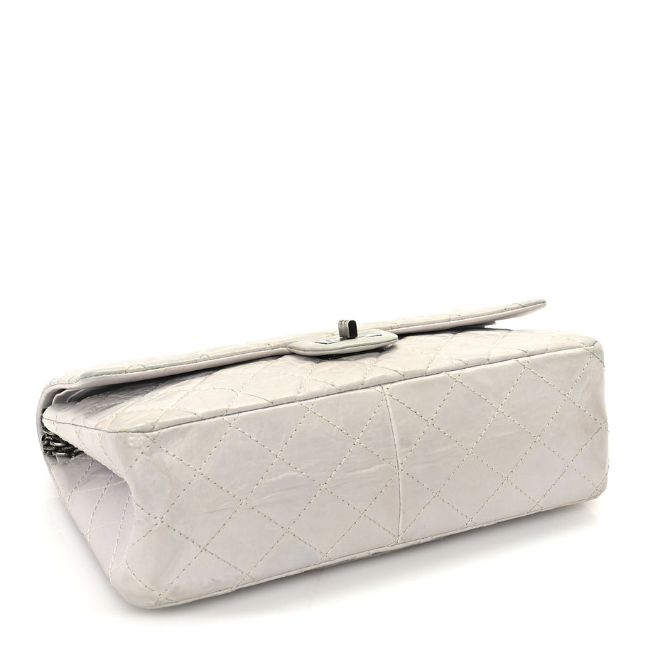 Chanel Aged Calfskin 2.55 Reissue 226 Flap  Ivory Image 3