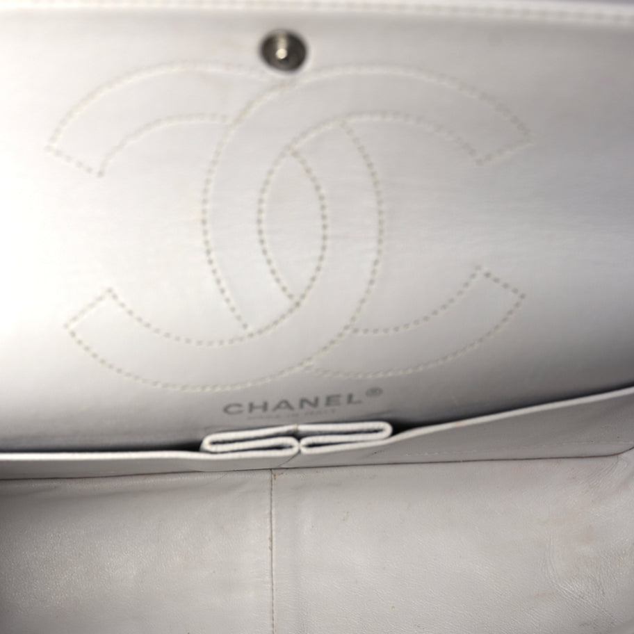 Chanel Aged Calfskin 2.55 Reissue 226 Flap  Ivory Image 4