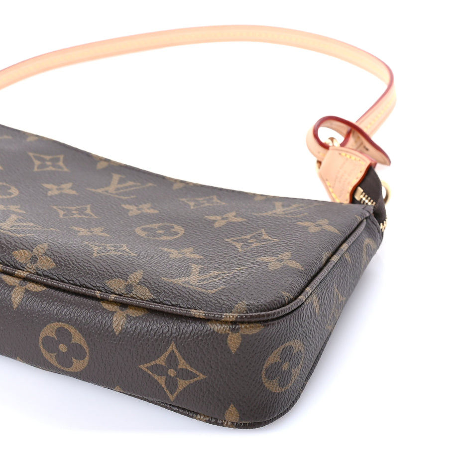 Louis Vuitton Monogram Chain Pochette Accessories Image 8